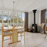 Anni - 250m From The Sea By Interhome *