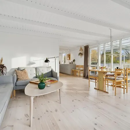 Anni - 250m From The Sea By Interhome Tatil Evi Rønne