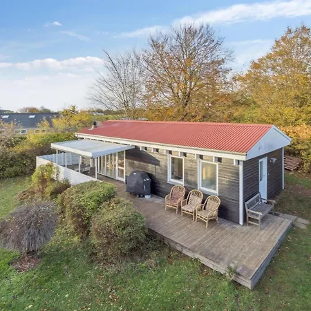 Anni - 250m From The Sea By Interhome * Rønne